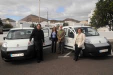 MARCIAL MARTÍN PRESENTÓ DOS NUEVOS COCHES DESTINADOS AL SERVICIO DE AYUDA A DOMICILIO
